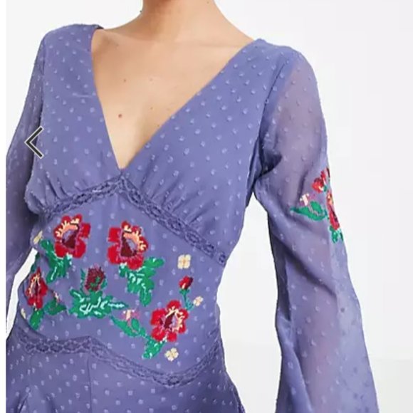 ASOS DESIGN textured embroidered godet skater mini dress with lace trims - Picture 2 of 6